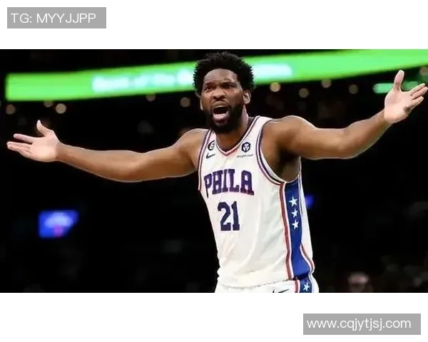 乔尔恩比德如何在NBA赛场上展现统治力与领导才能的完美结合 乔尔恩比德如何在NBA赛场上展现统治力与领导才能的完美结合