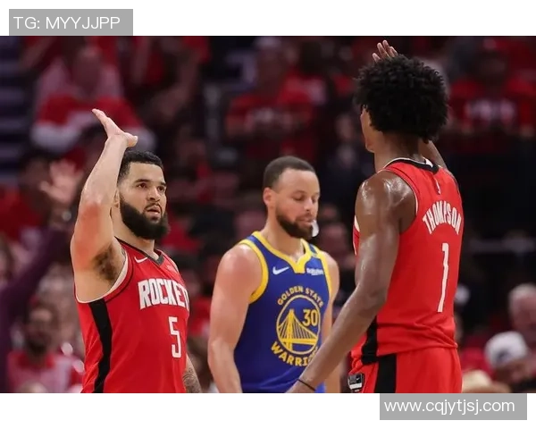 勇士与火箭激战G5争夺季后赛晋级关键战役的精彩瞬间与战术解析 勇士与火箭激战G5争夺季后赛晋级关键战役的精彩瞬间与战术解析