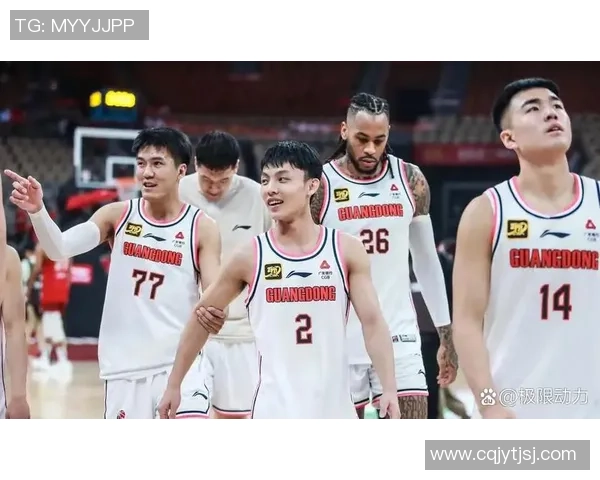 广厦与山东常规赛精彩对决分析及赛季前景展望