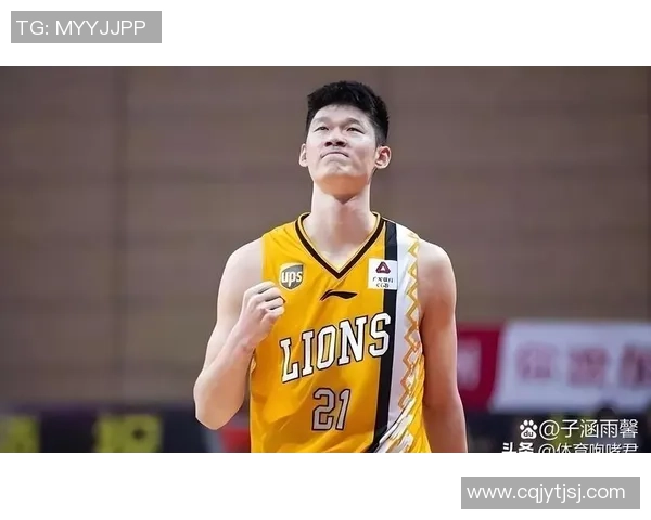 胡金秋：从青年才俊到篮球巨星的成长之路与辉煌成就